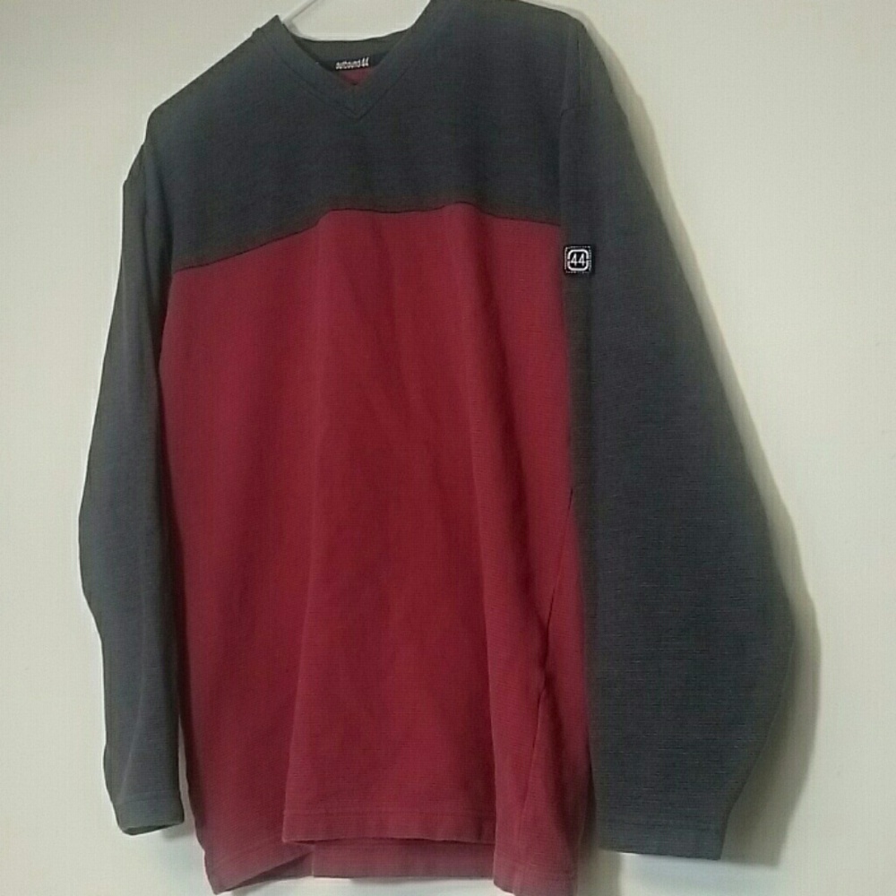 Men's heavy long sleeved shirt.